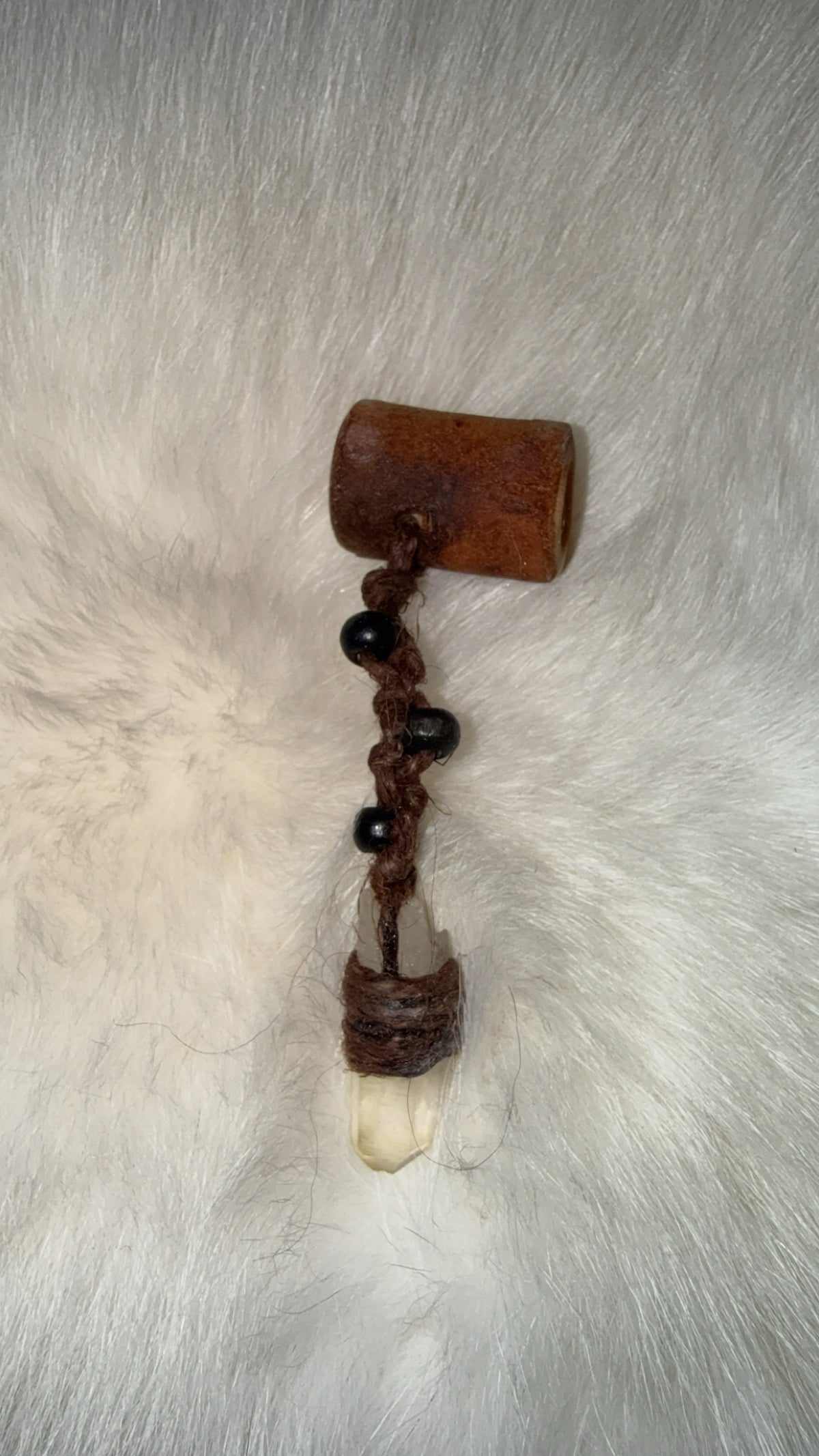 Dangle bead - quarts