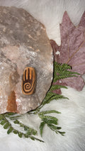 Bead spiral hand