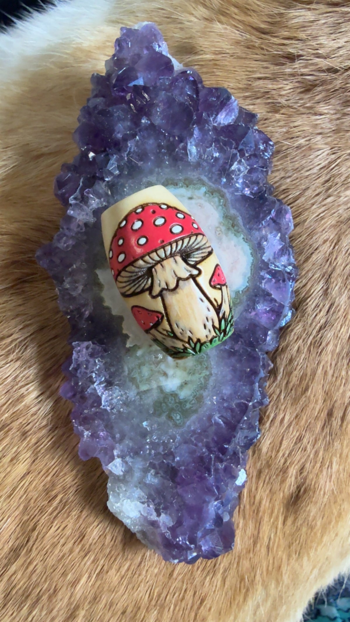 Bead- mushroom trio